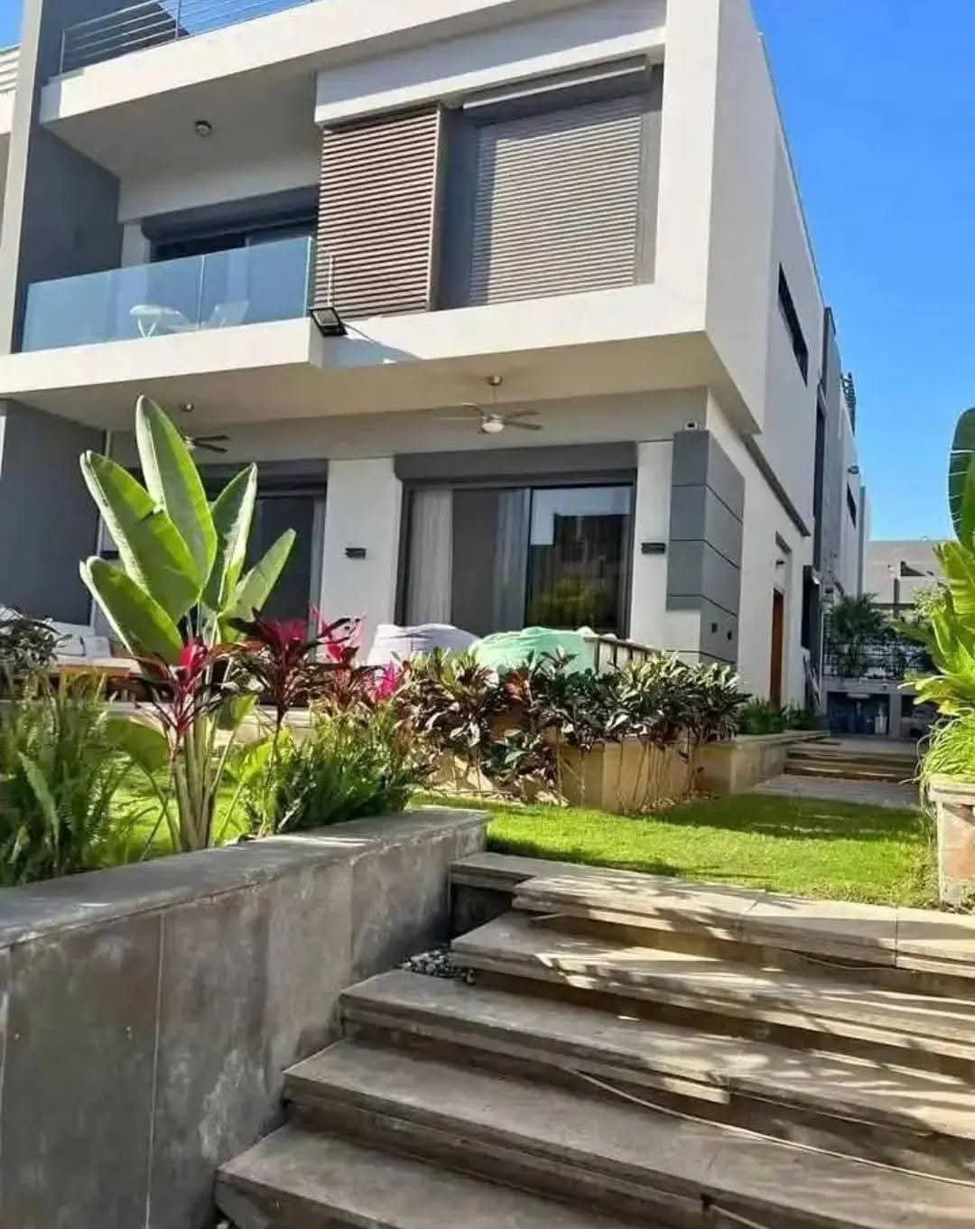 عارضه ڤيلا للبيع متشطبه بالكامل في كمبوند #لاڤيستا