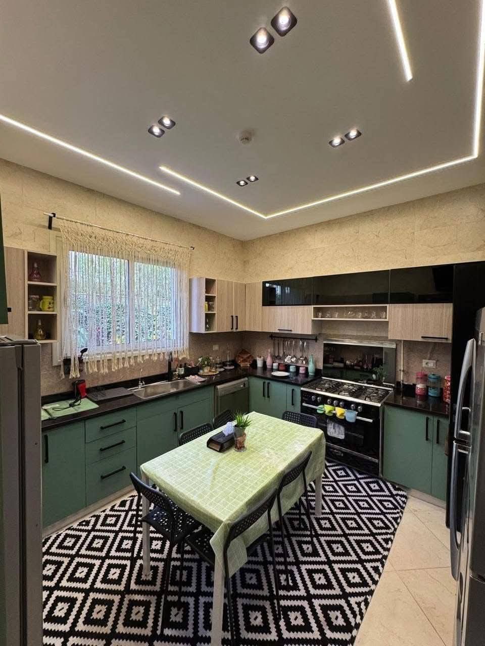 للبيع فيلا توين هاوس  استلام فورى  تشطيب الترا سوبر لوكس