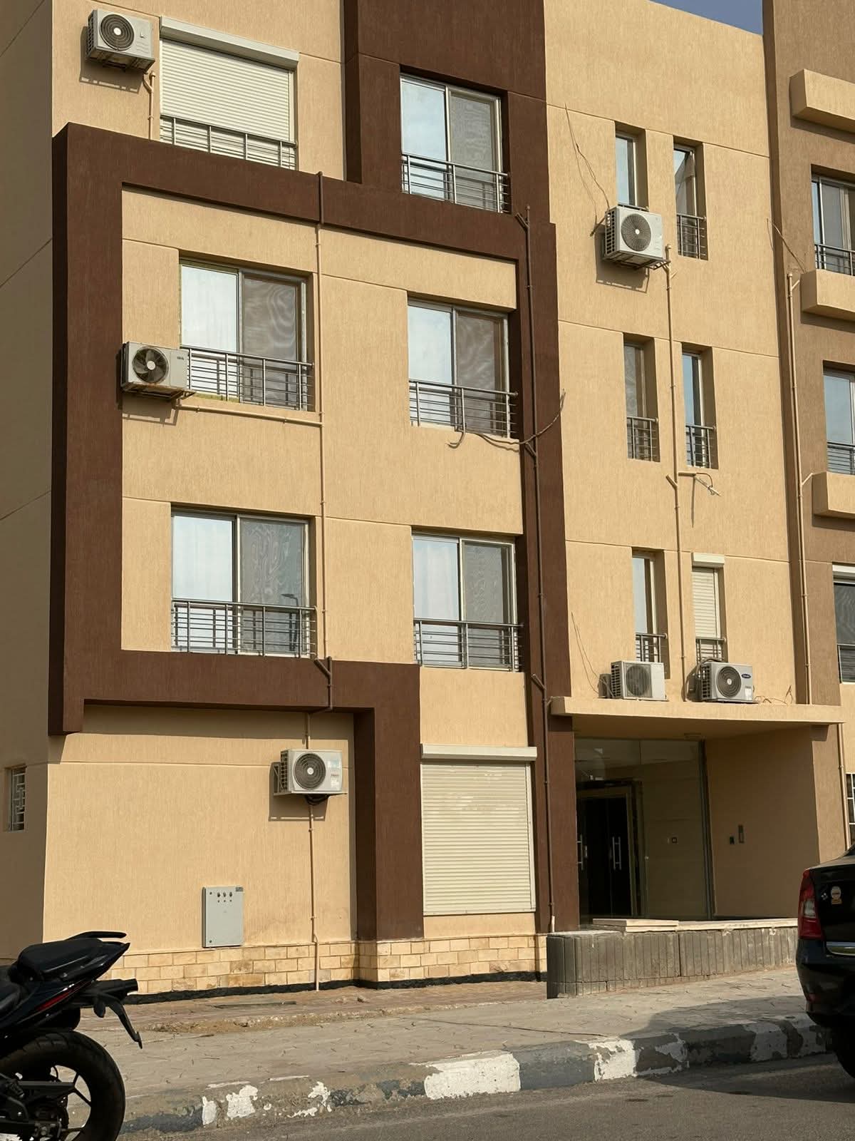 أول سكن شقه ٢٤٠م للايجار 🔊🔊