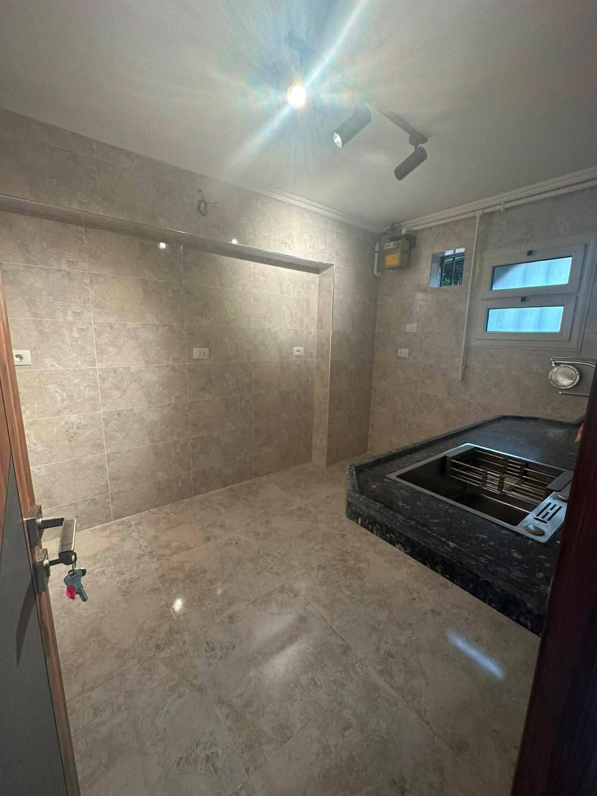 🏢 مكتب للإيجار في مساكن شيراتون المطار🏘️