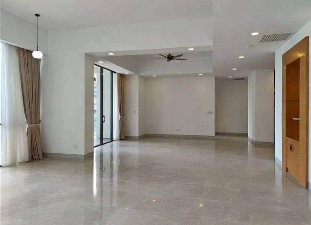 شقة للبيع متشطبة بالكامل بكمبوند هايد بارك باقل من