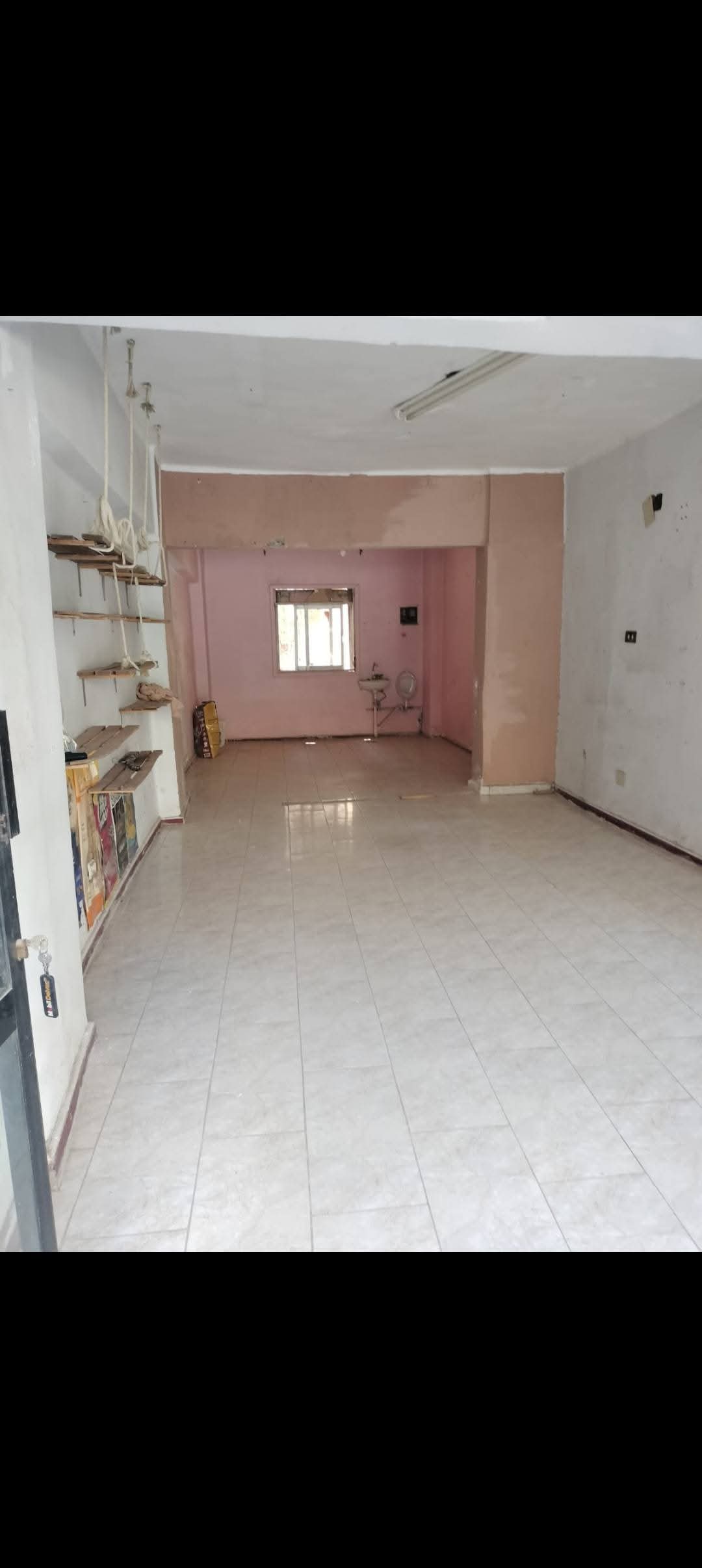 🏢 محل للإيجار – فرصة مميزة في رابعة الاستثمارية